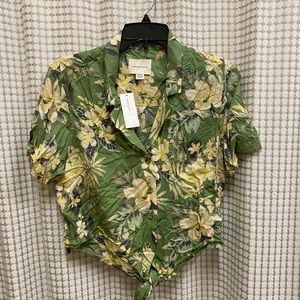 American eagle flower tie up crop top